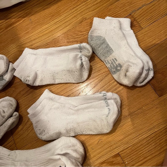 Clean Socks! - Picture 2 of 4